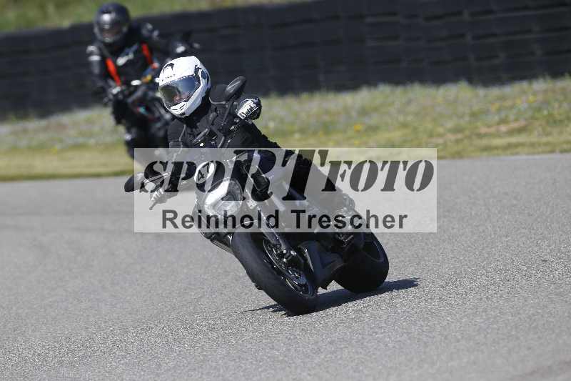 /01 02.04.2026 MAZ ADR/Gruppe gelb Gruppe gruen/47